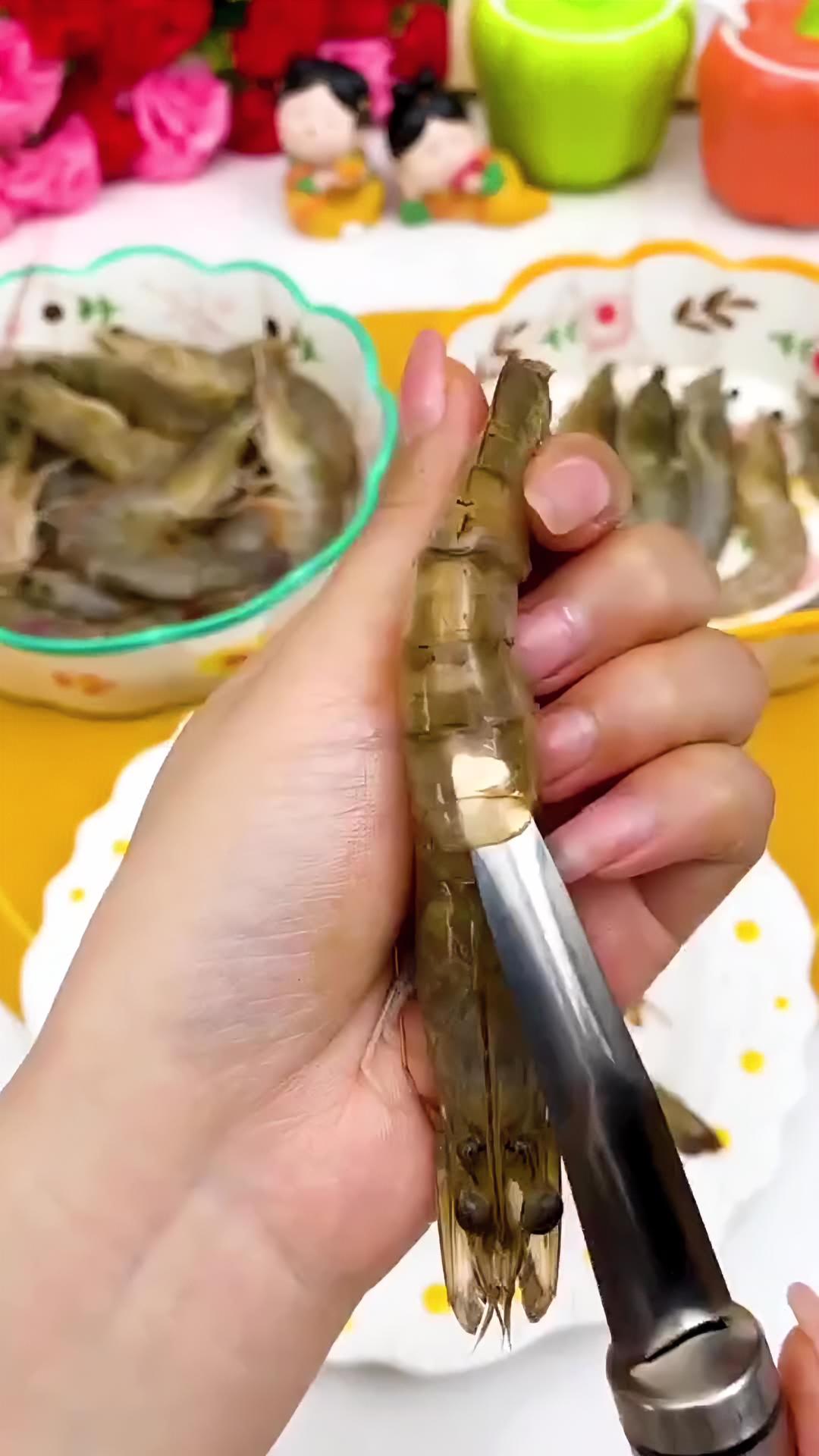 爱吃虾的,一定要入手这个去虾线神器,剥虾壳,去虾线,刮鱼鳞轻松搞定