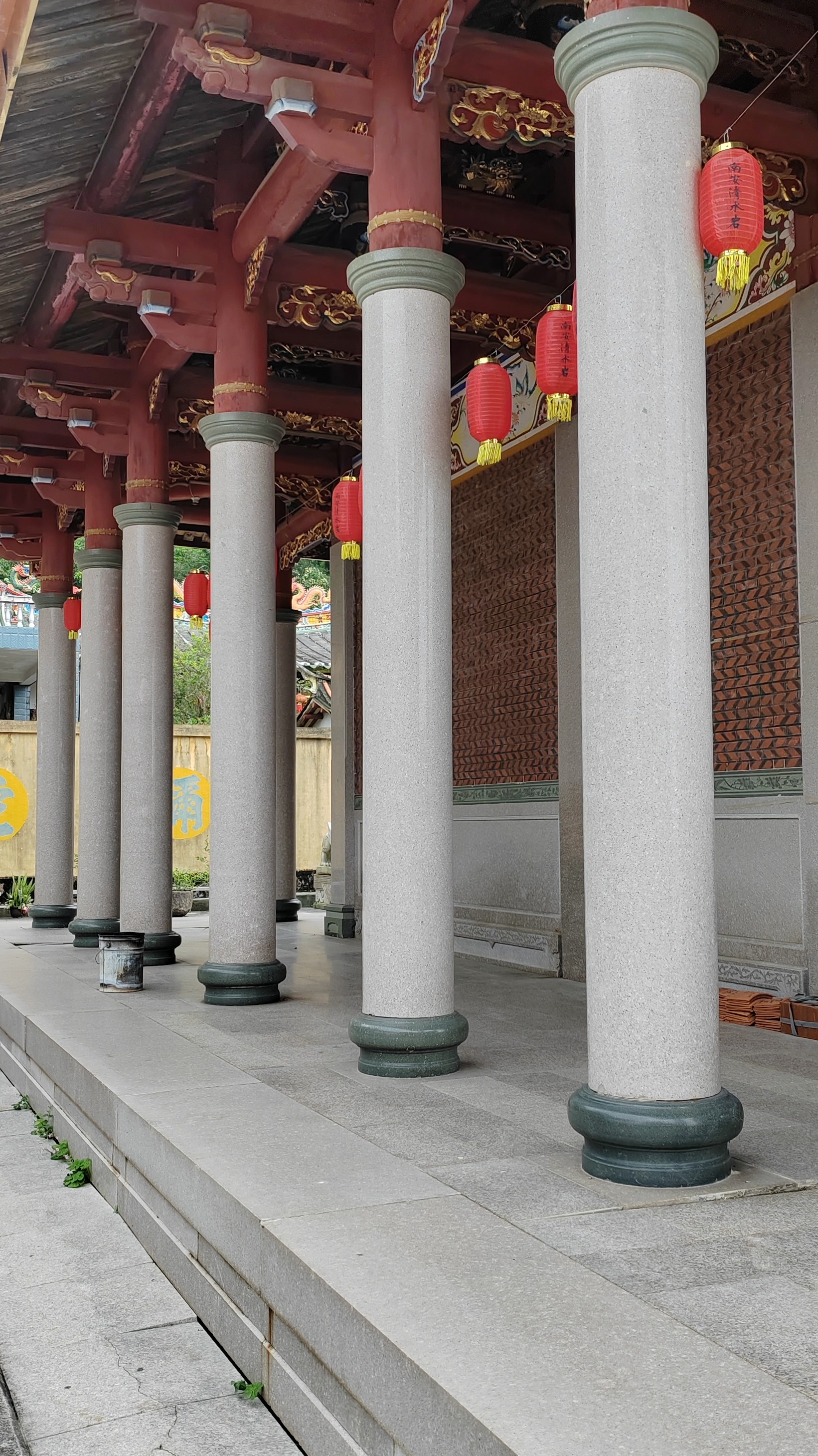 花岗岩石材圆柱 柱墩石加工 圆形石柱子雕刻