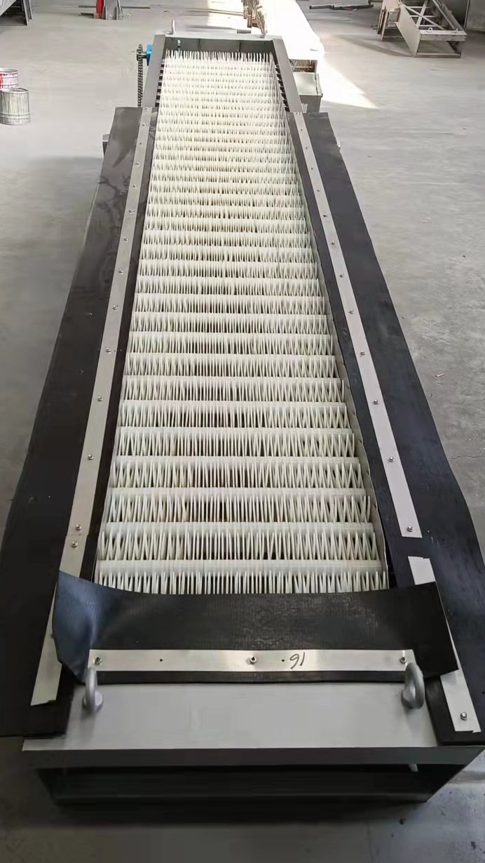 污水预处理设备 回转式格栅机 机械格栅清污机 河道捞渣机