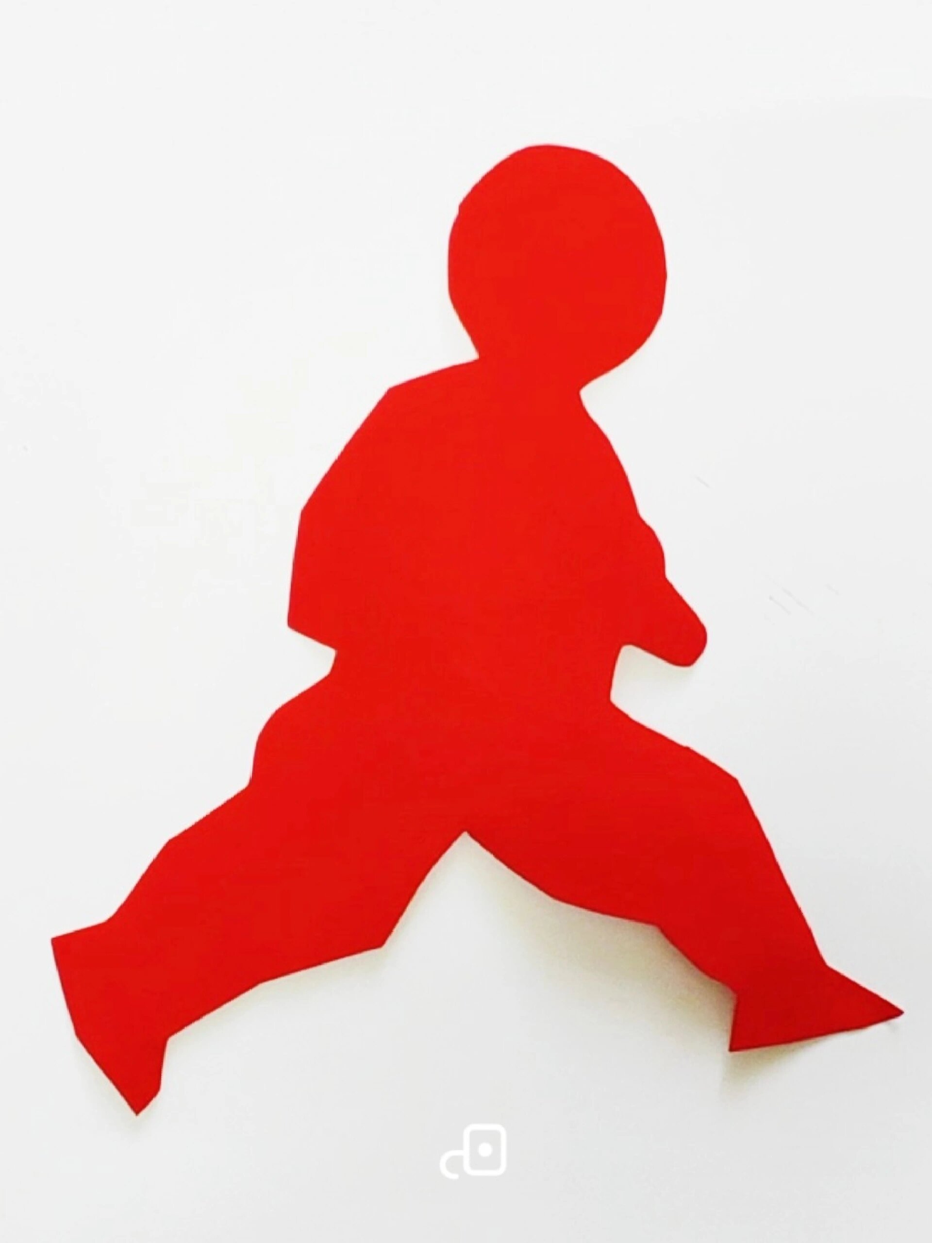 《运动的人物》剪纸视频教程