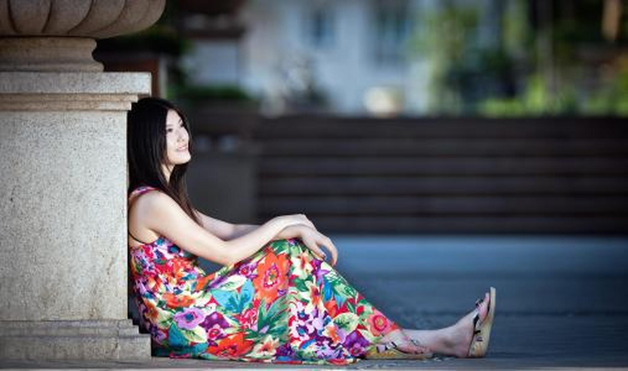 来自湖南的肖丽一直在锦荣商贸城做服装生意,做了11年,她觉得郑州的