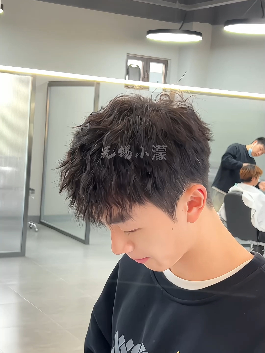 头发"细软塌""手残党"必选——束状纹理烫