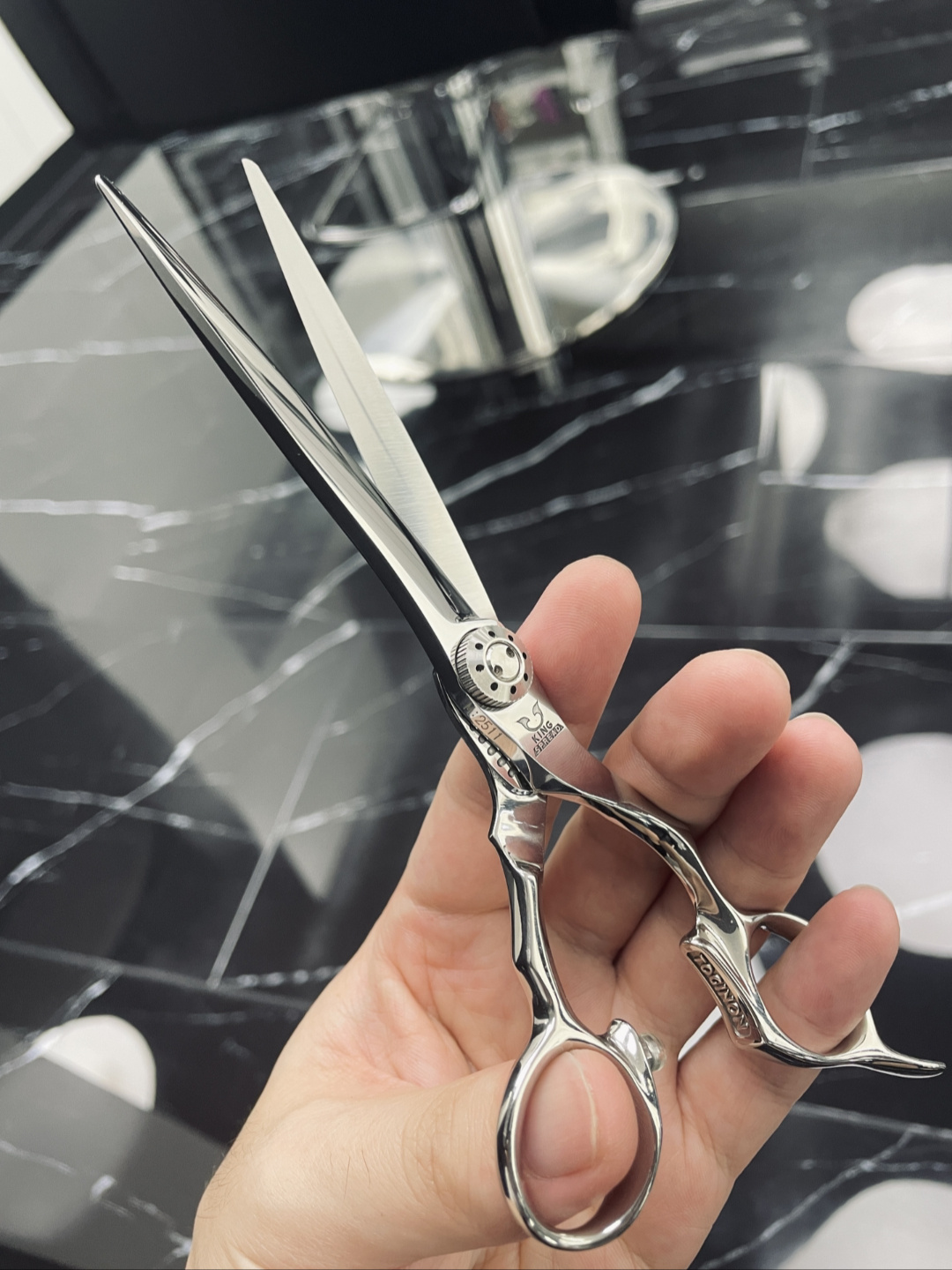 顶级美发剪刀拓根king spread限定款