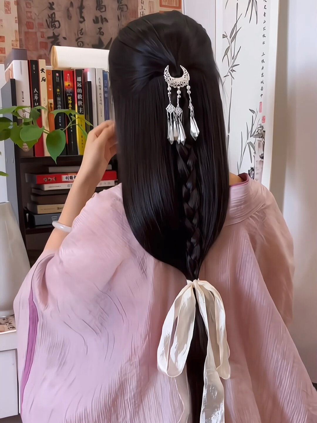 穿汉服这样扎太哇塞了吧!古风清冷发型教程