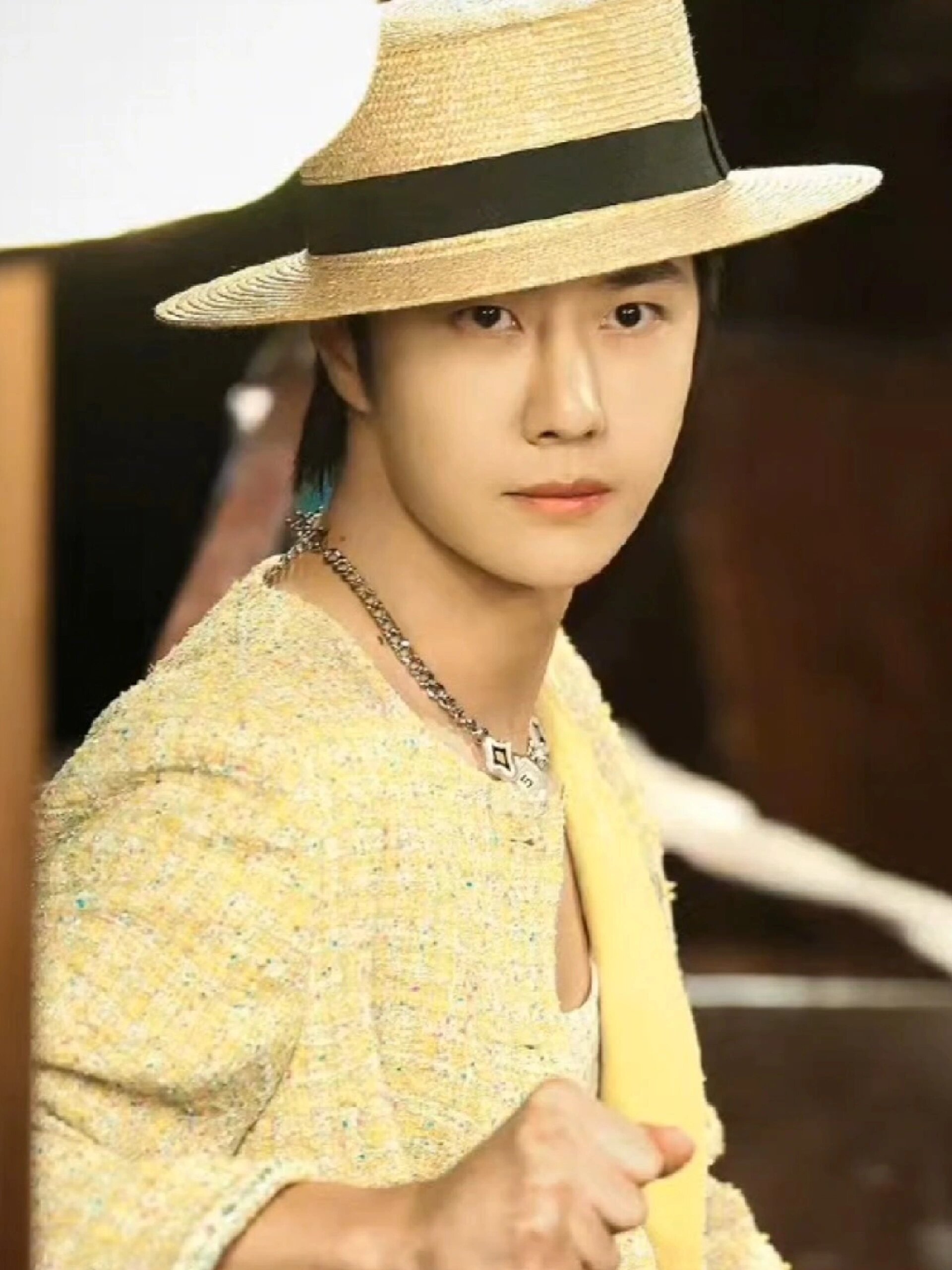 香奈儿小王子 王一博 gq盛典