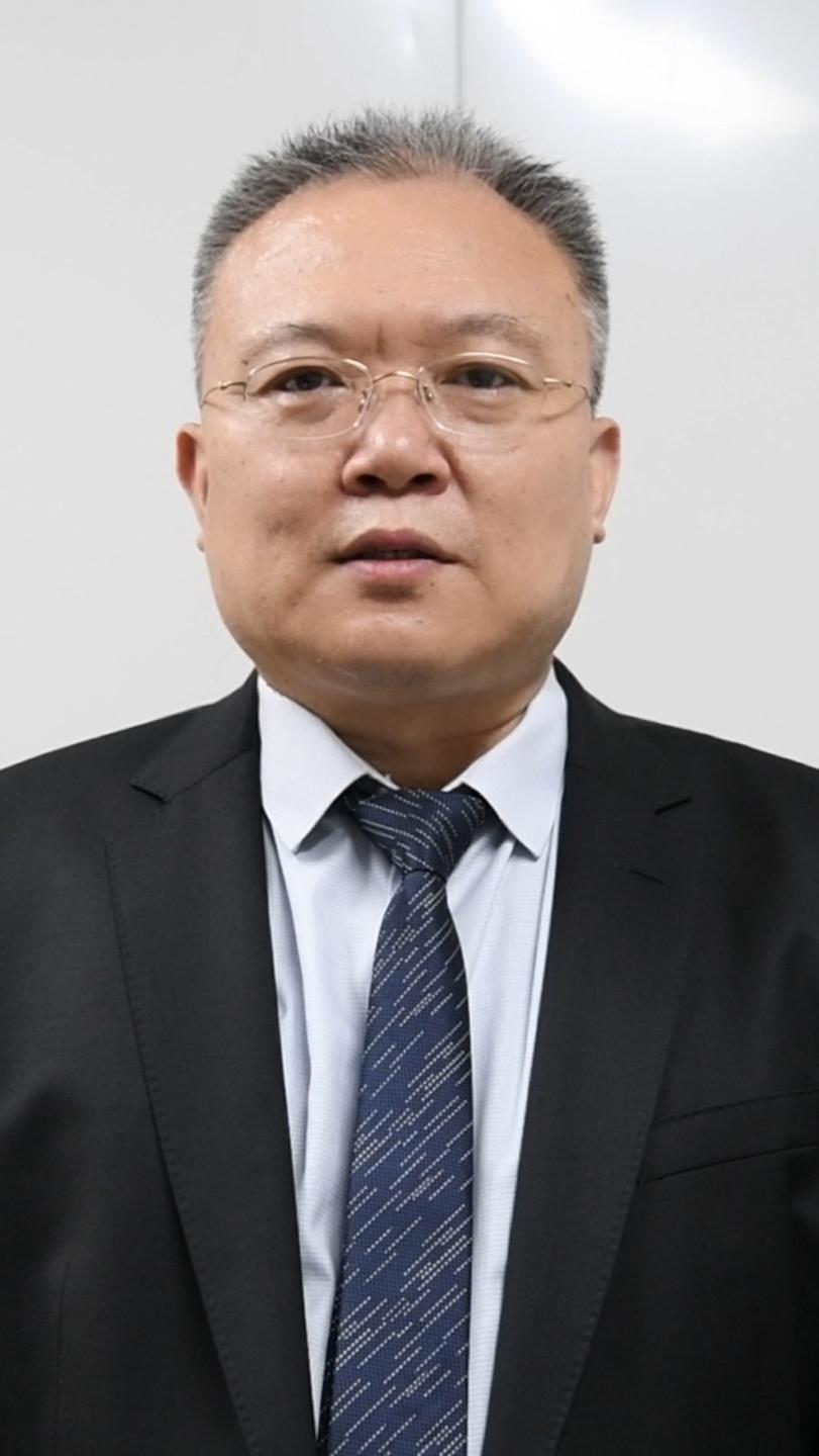 河南省胸科医院副院长袁义强向《中原百医讲堂》活动致贺 中原百医