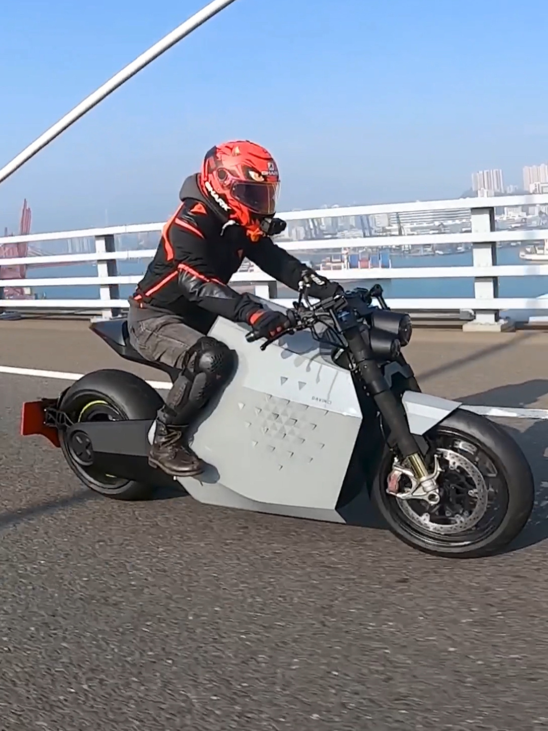 小路虎dc100