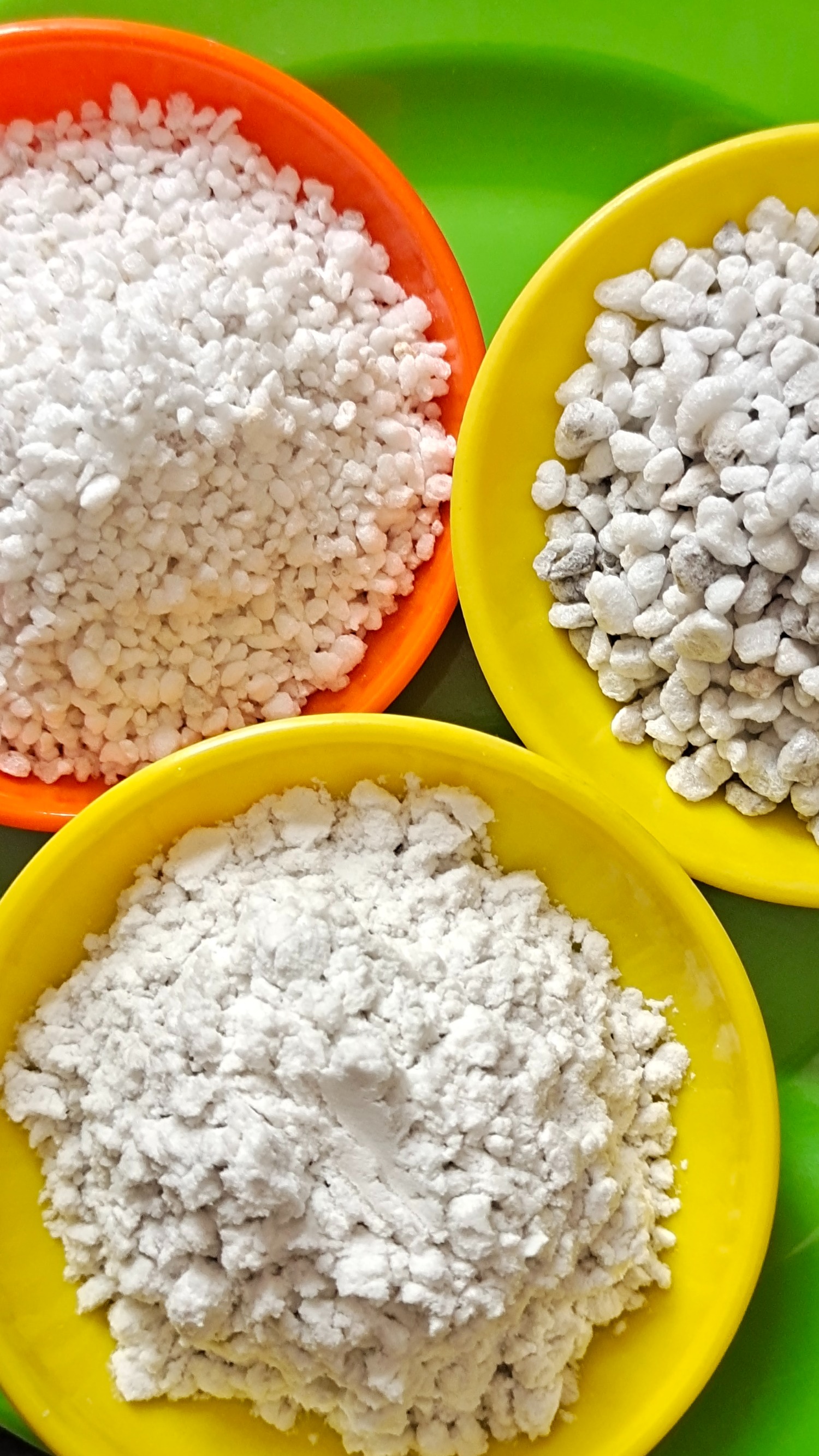 珍珠岩现货 装车出库