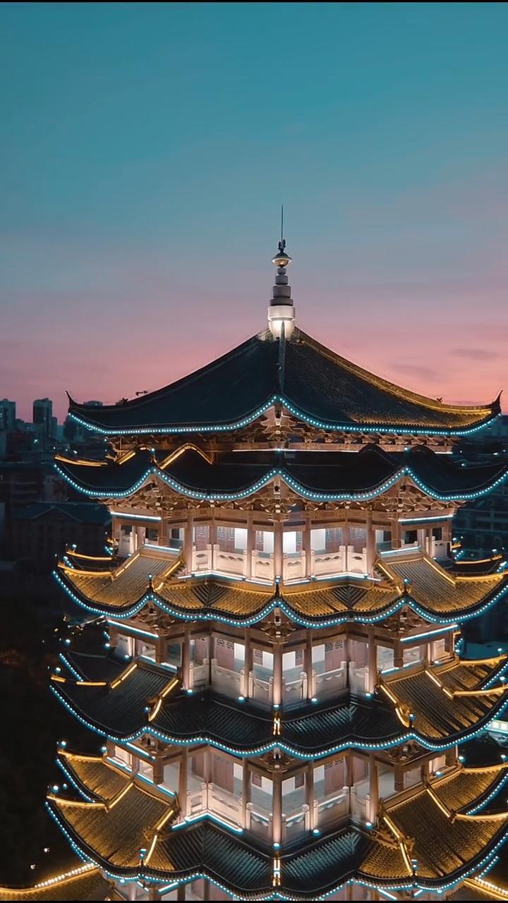 地标建筑 夜景 爱上一座城-度小视