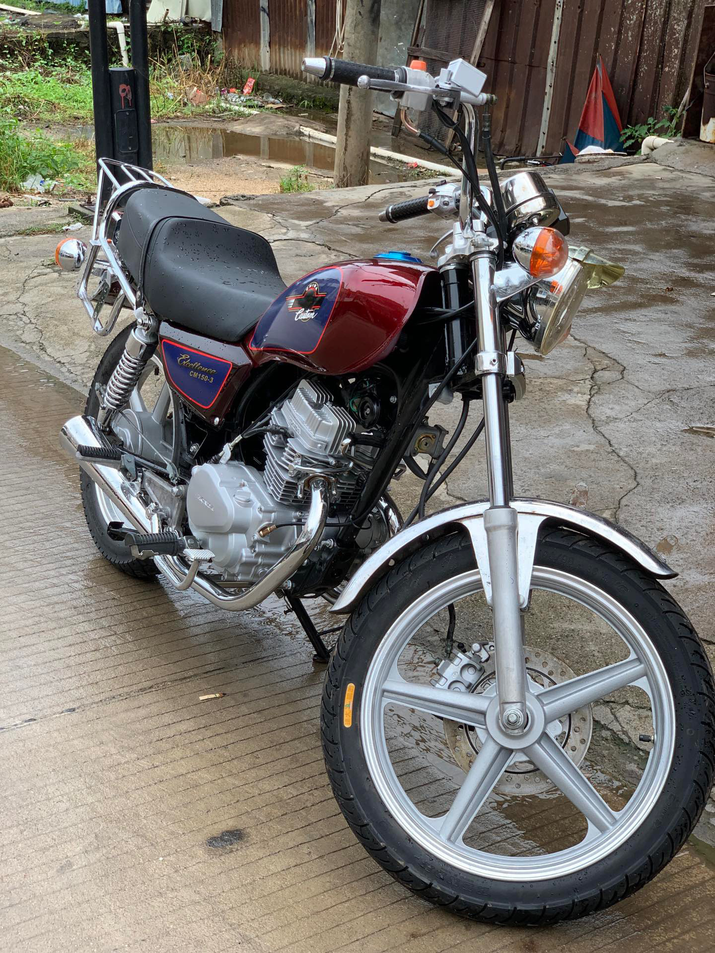 本田cm125太子经典车型