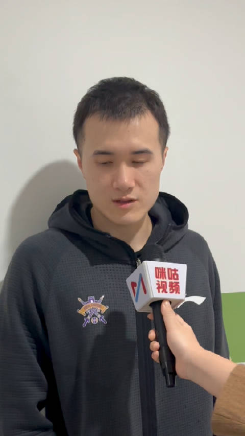 今天的张帆,坚毅的令人动容,来看他赛后都说了什么90781594