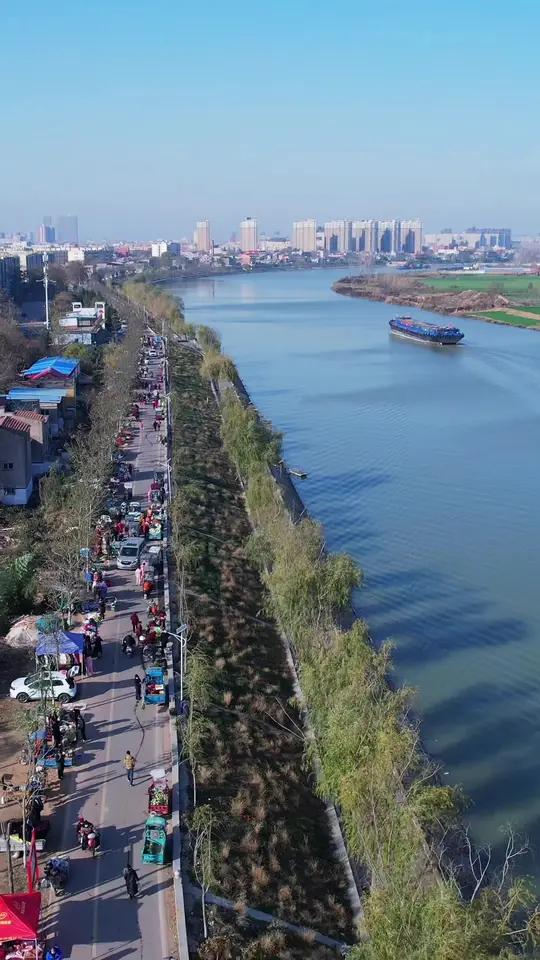 沙颍河航运通江达海,河堤上熙熙攘攘人间烟火,你没看错,这里就是河南