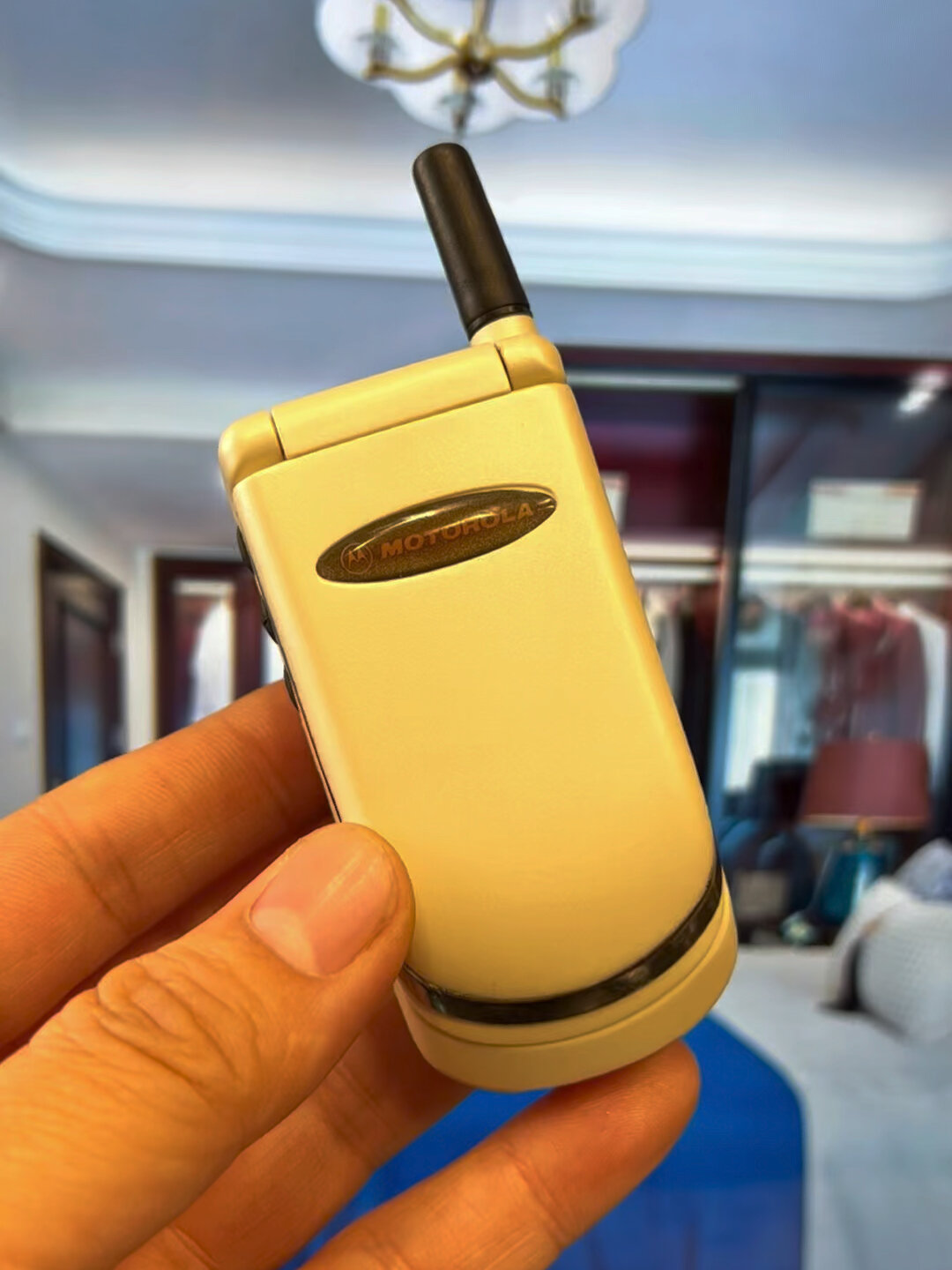 摩托罗拉 motorola v998