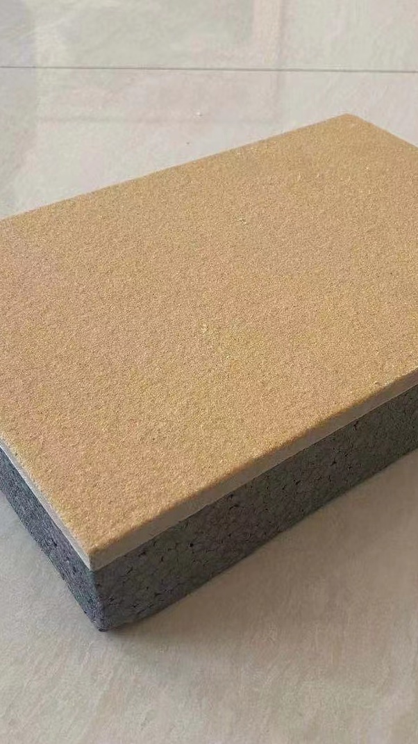 石墨聚苯保温装饰一体板