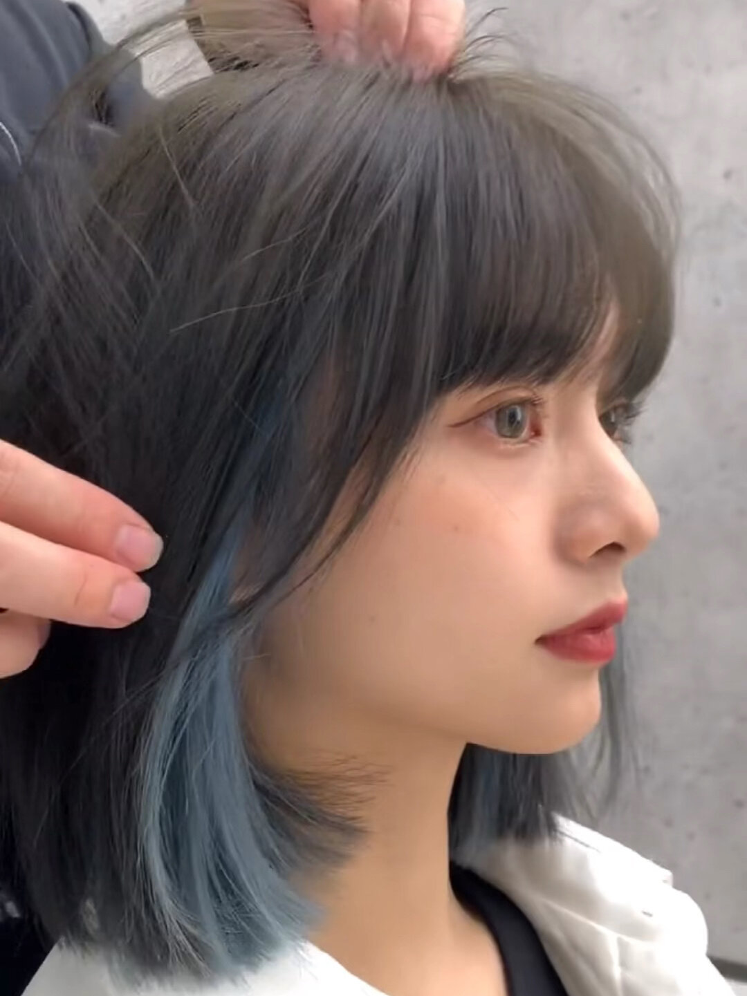 齐肩短发挂耳染 lisa同款发型发色甜酷短发