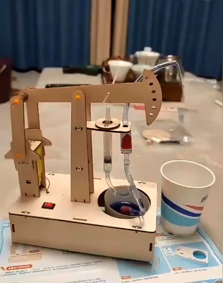 diy科技小制作,有趣的小手工——抽油机