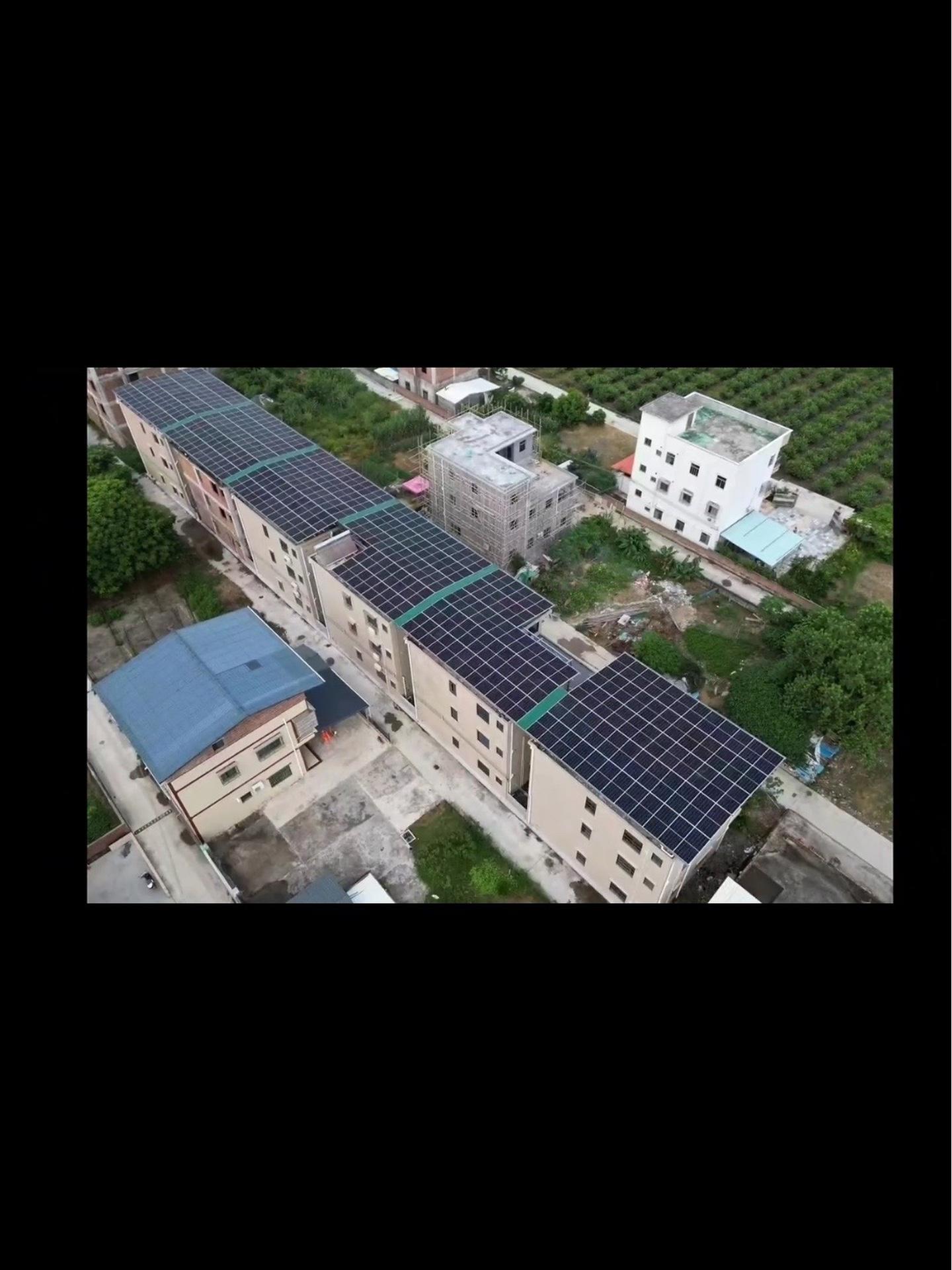 光伏发电安装乡村振兴农村光伏太阳能房屋顶美丽乡村