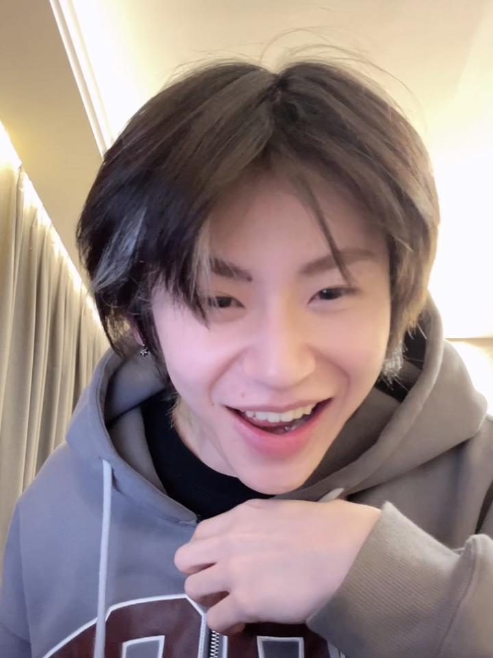 小鬼直播回放,这谁顶得住啊