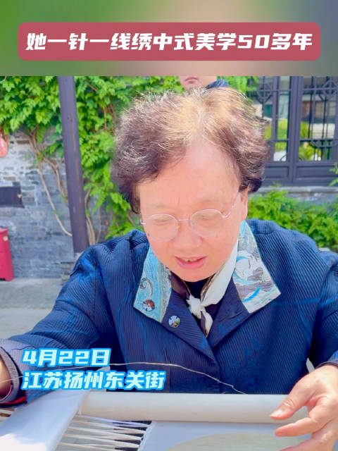 吴晓平小时候起