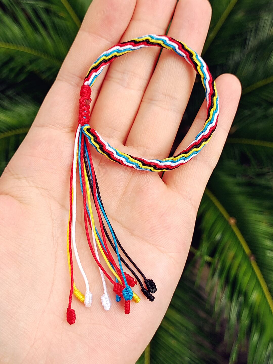 《端午节转运五彩绳手链》编法视频分享-度小视