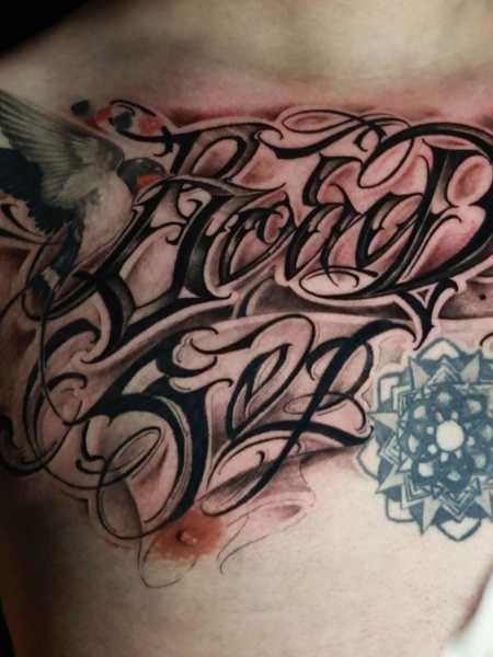 花体字纹身 花胸纹身花絮 纹身-度小视