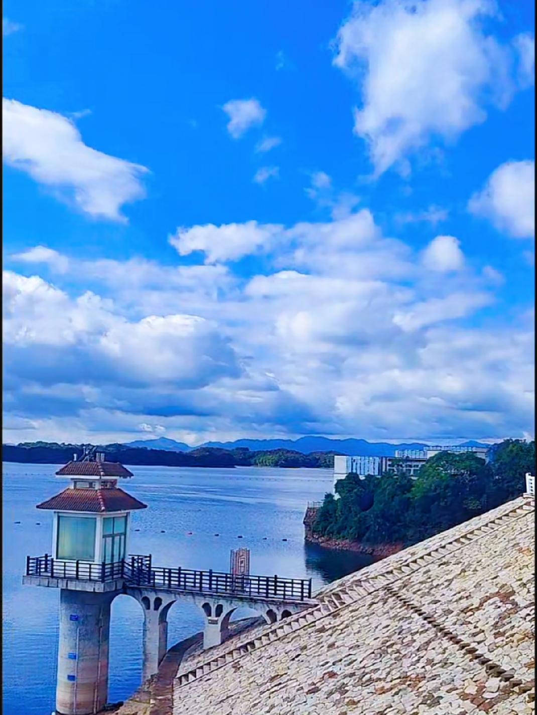 南湾湖旅行推荐官 带你去看湖 信阳山美水美的地方 南湾湖