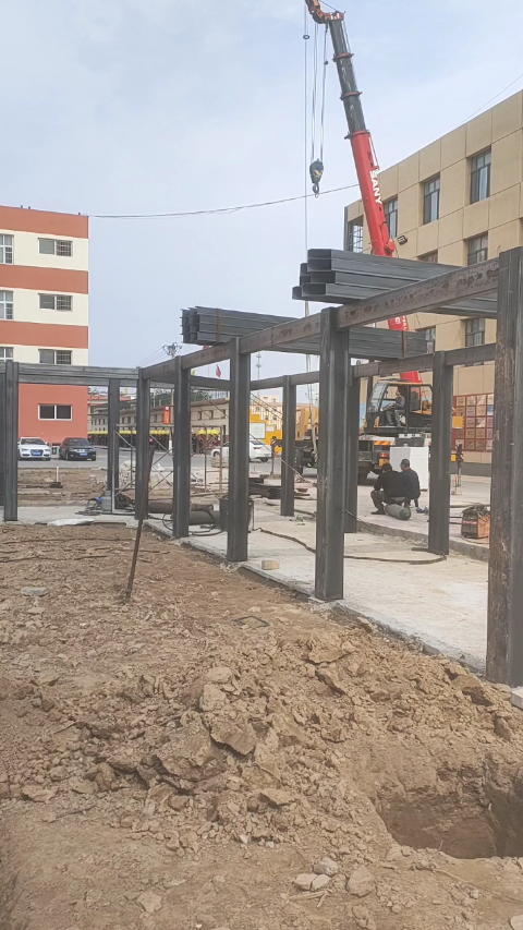 一款很有禅意的新中式钢结构花架,静静的矗立在那,就很美好