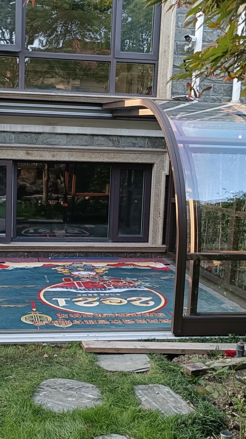 新型智能开合移动阳光房,伸缩折叠灵活开合