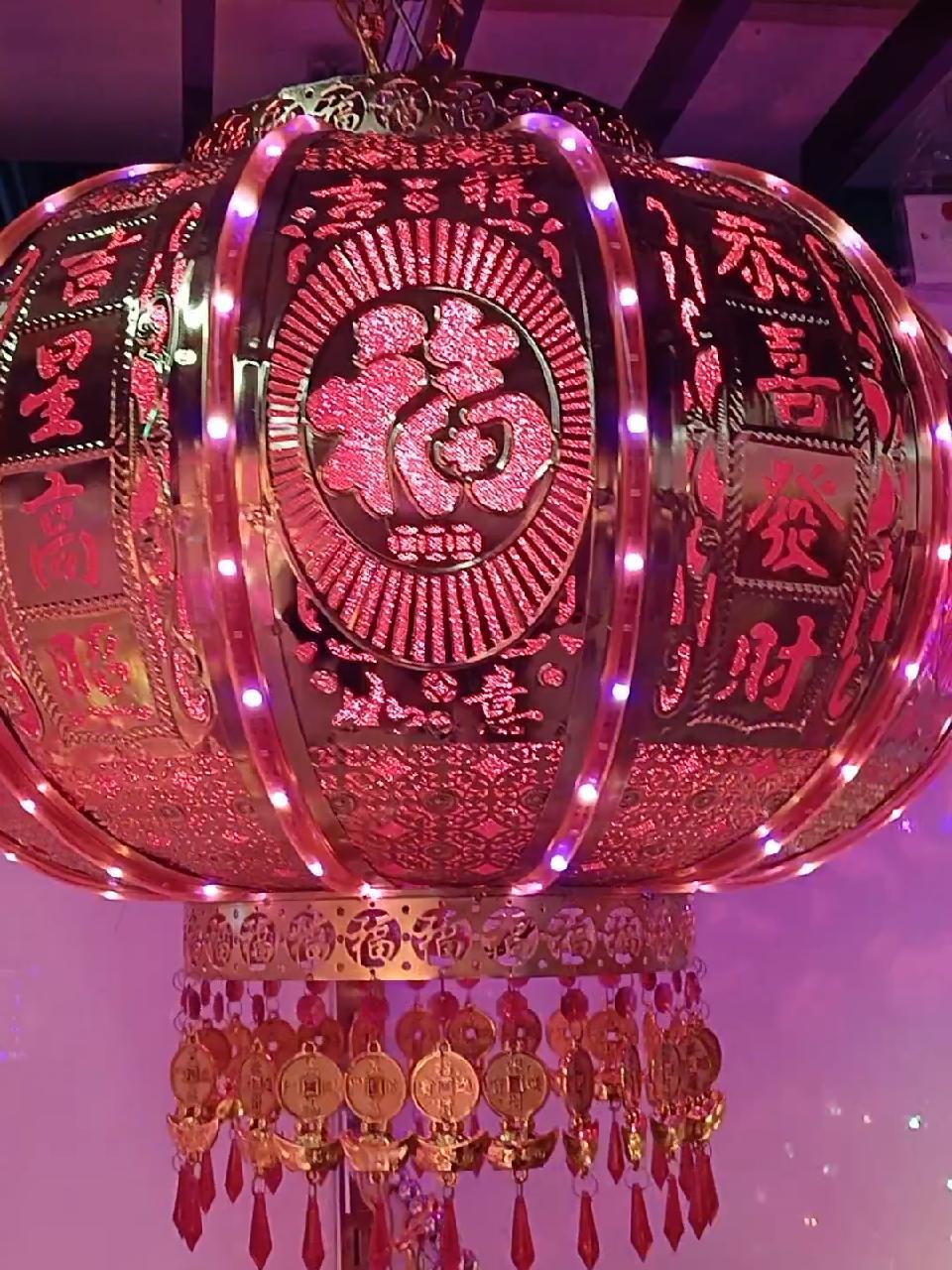 铜灯笼旋转发光灯笼春节乔迁节庆送礼佳品,别墅商品房可以悬挂.