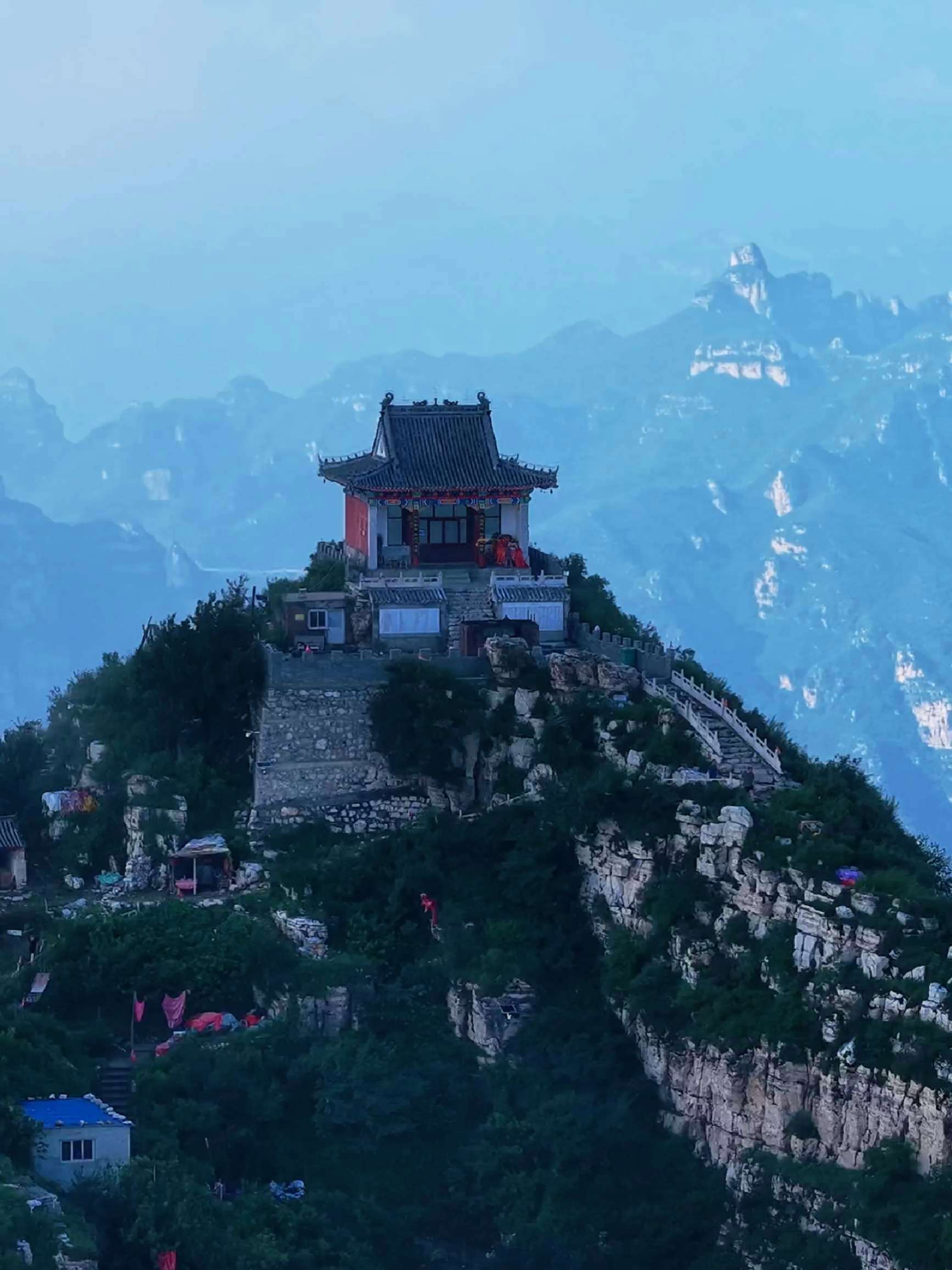 不是老君山,却胜似仙境青 云雾缭绕人间仙境 唐县 青虚山 治愈系风景