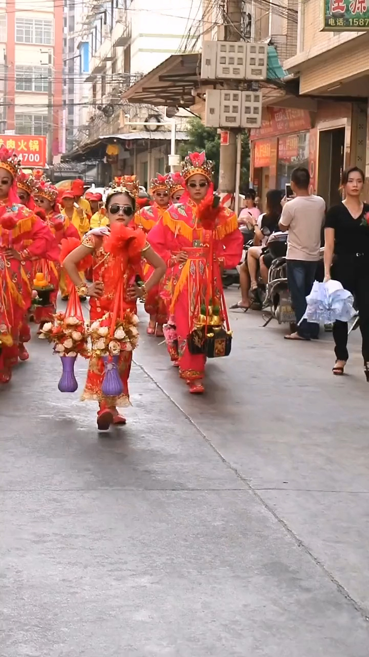 潮汕传统民俗挑花篮