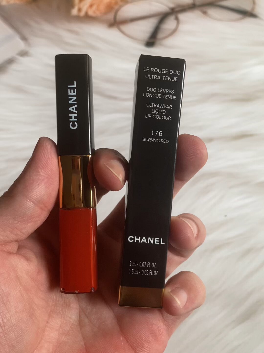 好东西是藏不住的!香奈儿双头唇釉176试色