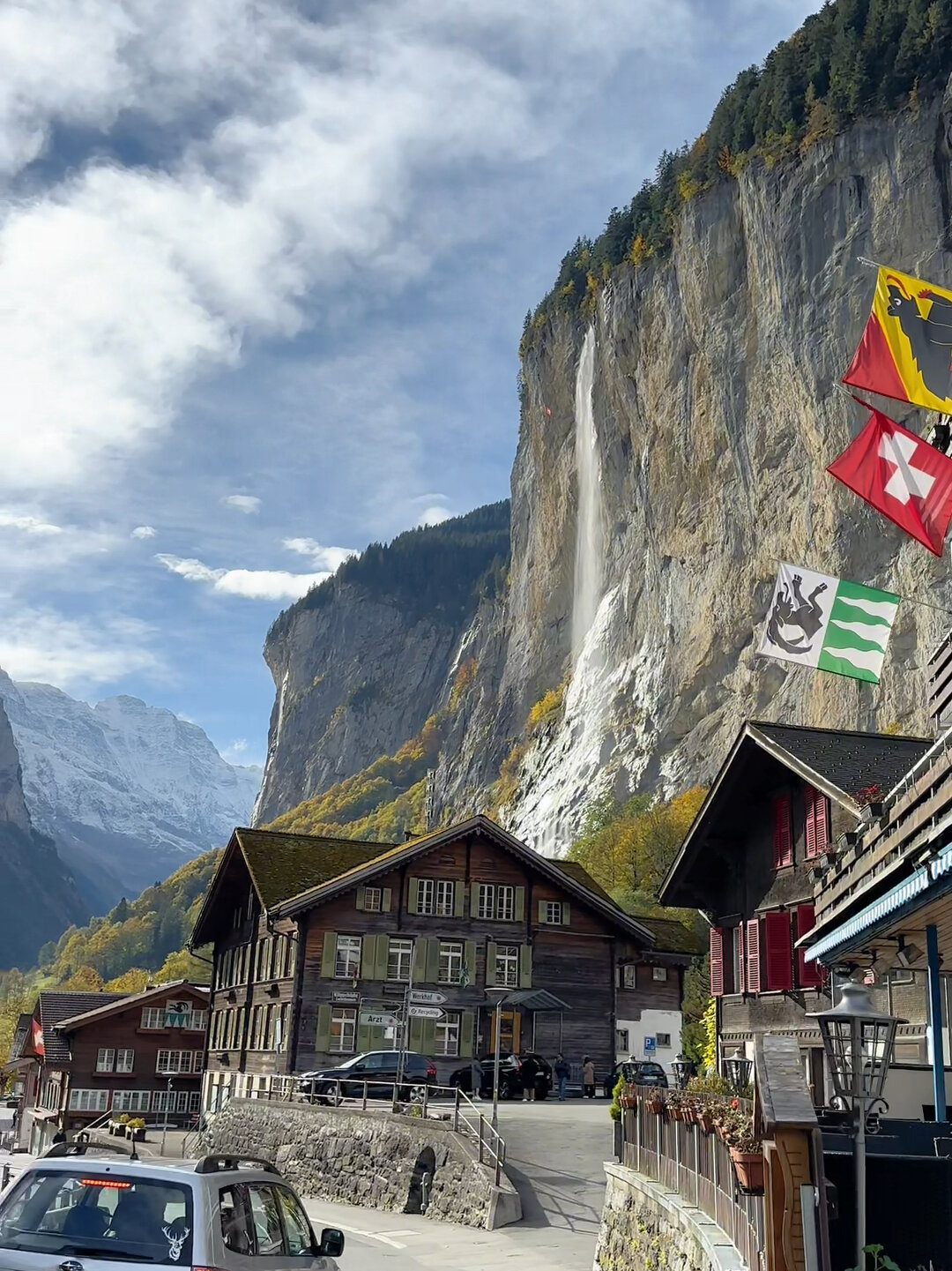 瑞士劳特布伦嫩 lauterbrunnen
