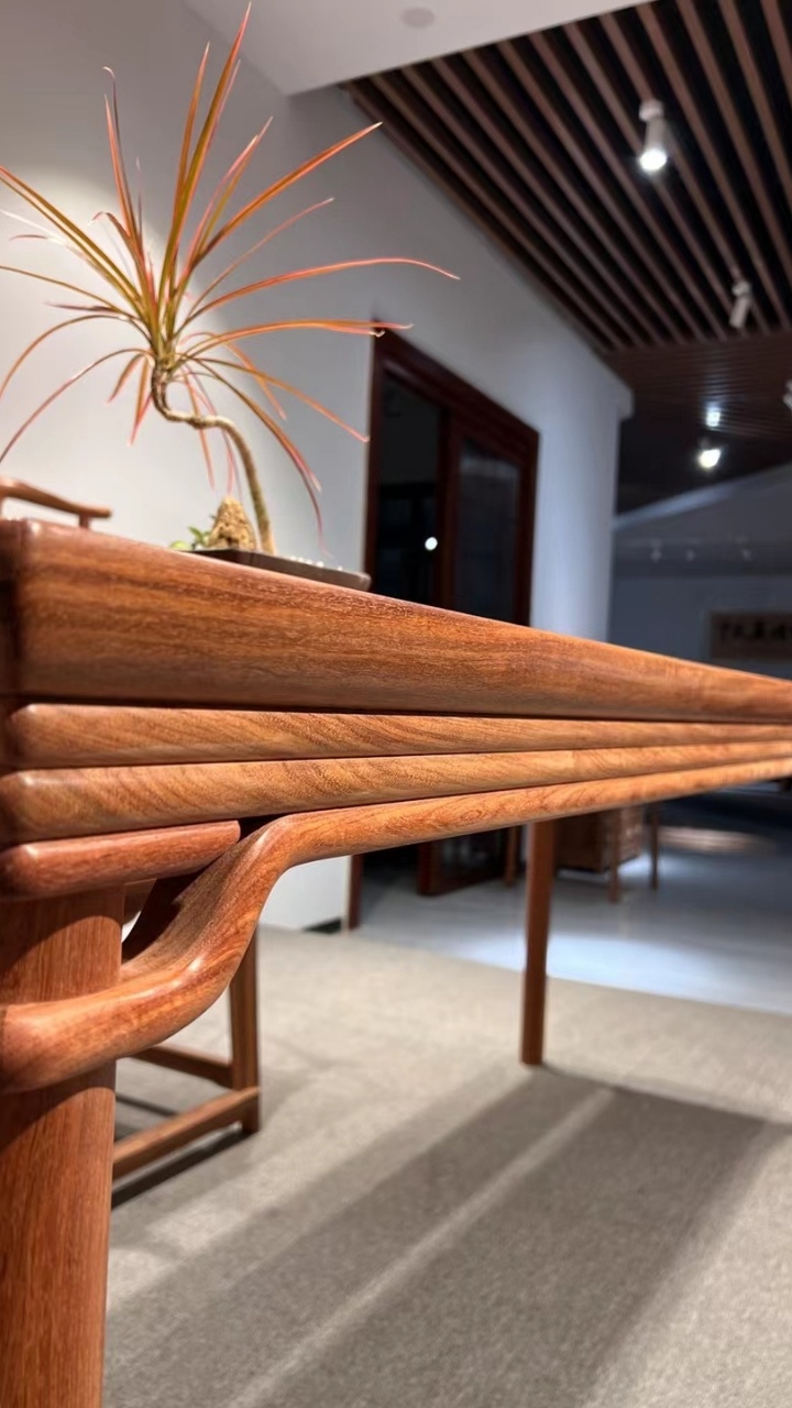 攻玉山坊罗锅枨独板画案