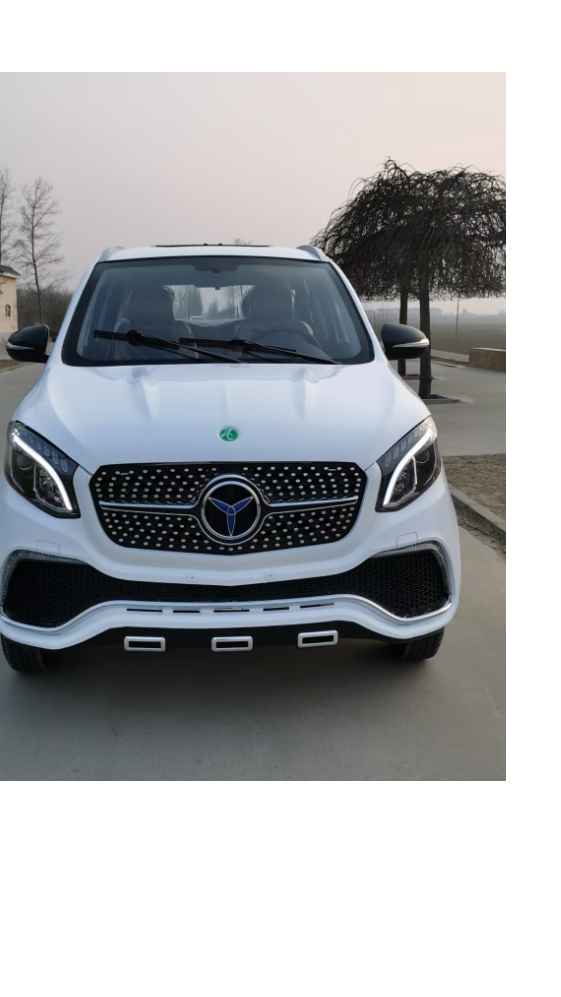 给大家看看同事新买的三缸纯燃油代步车,五门五大座,自动挡-度小视