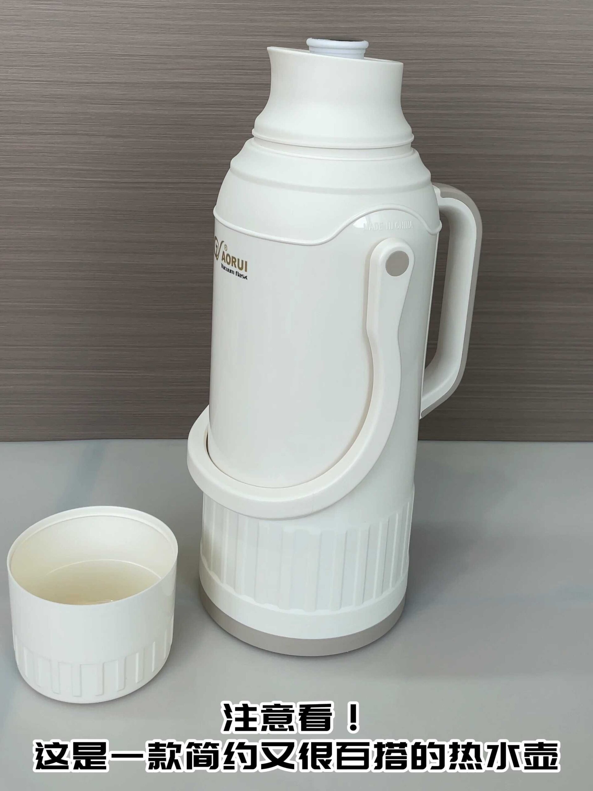 3.2升大号保温壶,一家人的用水量都够了!