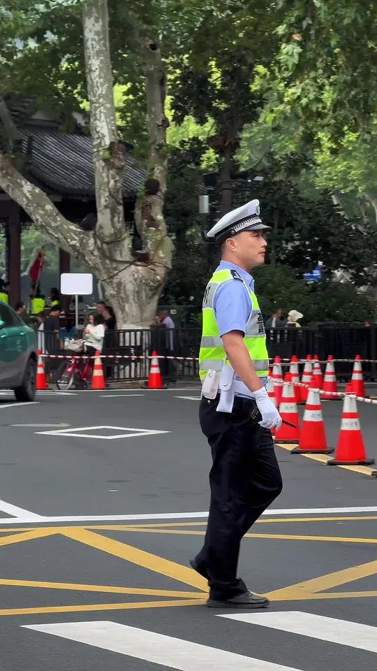 警察为什么叫蜀黍