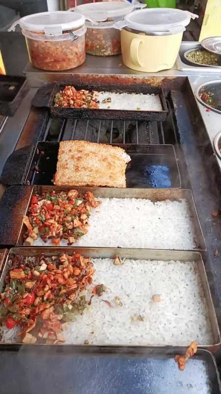 小吃设备湘西土匪锅巴机流动摆摊现烤锅巴机厂家网红网红创业摆摊-度