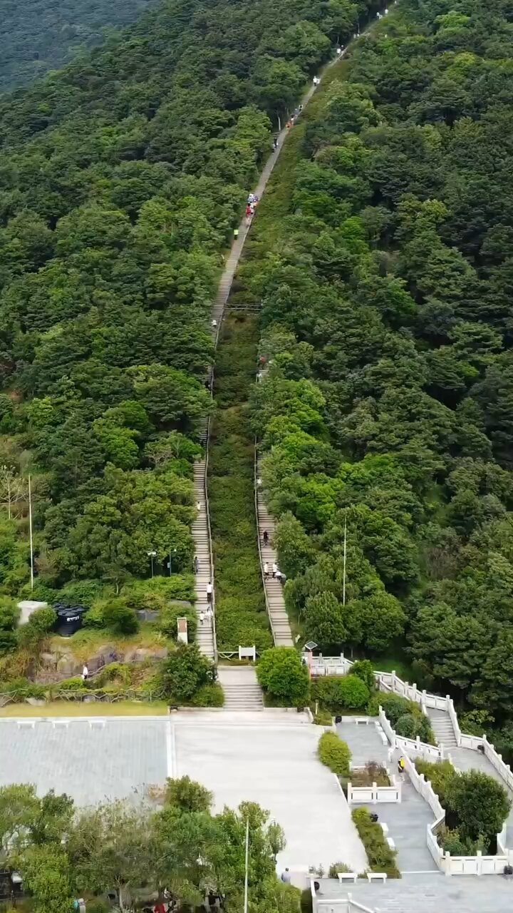 深圳最高的山图片