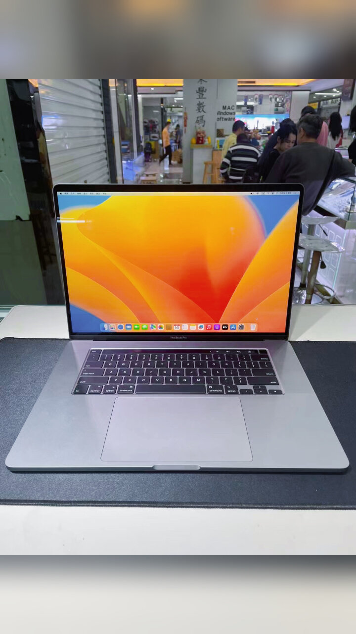 19款macbook pro i7图片