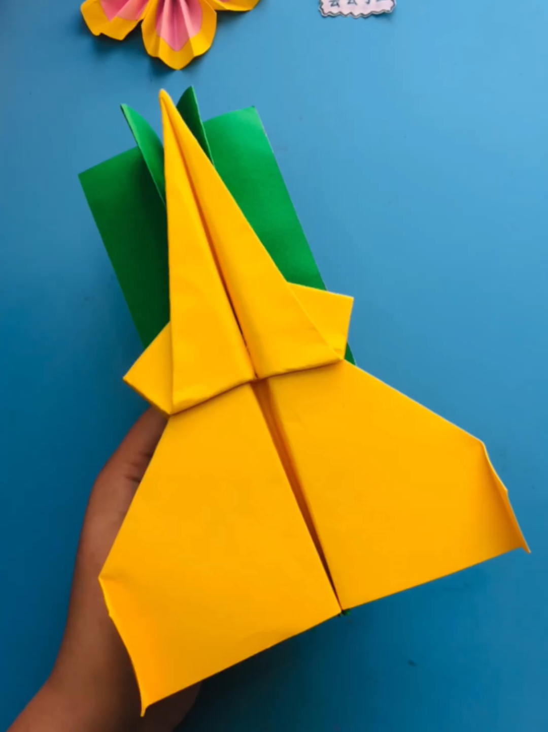 超酷的纸飞机发射器,你学会了吗?