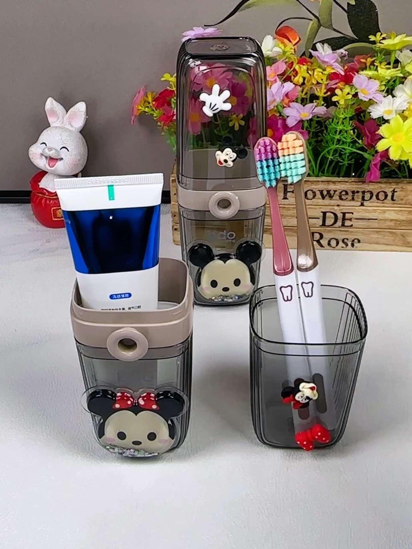 经常出差旅行的朋友可以备上这个 旅行洗漱杯颜值高还结实耐用无异味