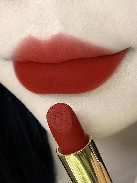 09复古红棕 薄涂是温婉气质挂,温柔校园学姐风 厚涂摩登港风感,优雅