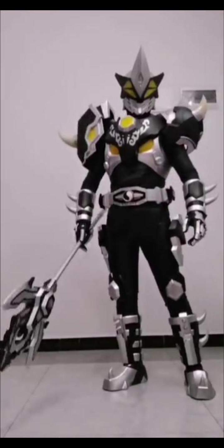 黑犀铠甲霸气出场,祝大家国庆愉快!