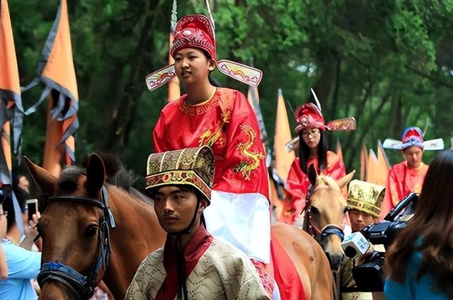 唐代状元卢肇,写诗挖苦"势利眼",1首绝句28个字写尽人的一生