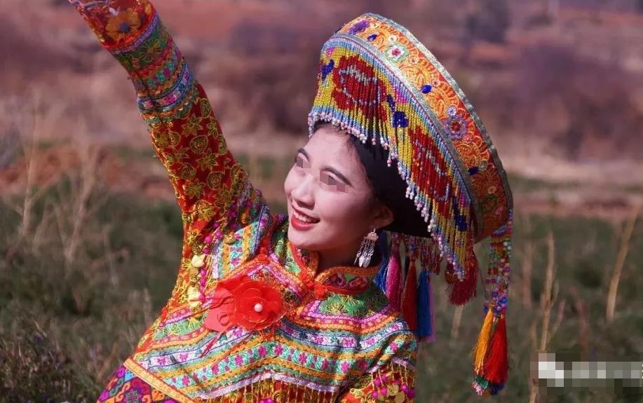 亲眼所见傈僳族姑娘的澡塘会,我全程参与,看完后惊心动魄