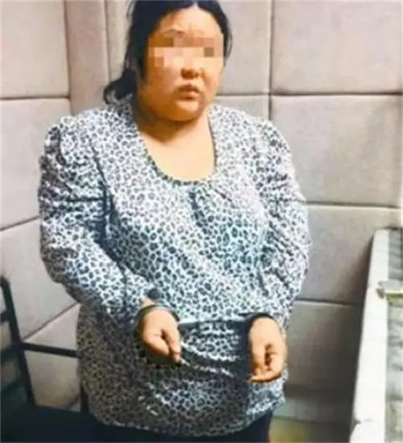 青海小苏丽:3岁被针线缝嘴,5岁被虐死,母亲出狱后将其挫骨扬灰