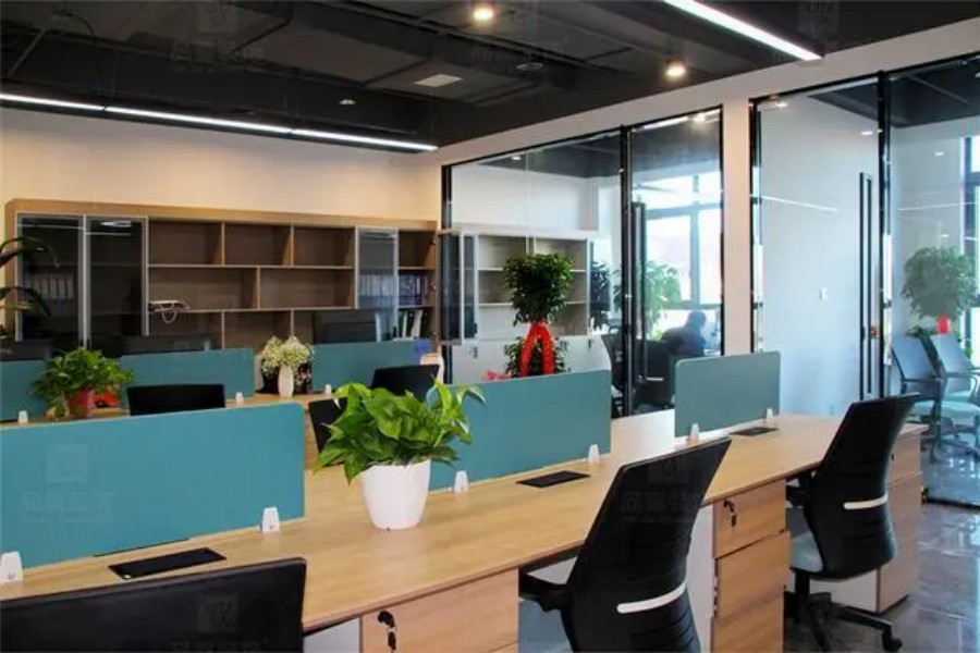 案例:"大李小子"李玉良,为灭口当街杀人,入狱后手下将其劫出