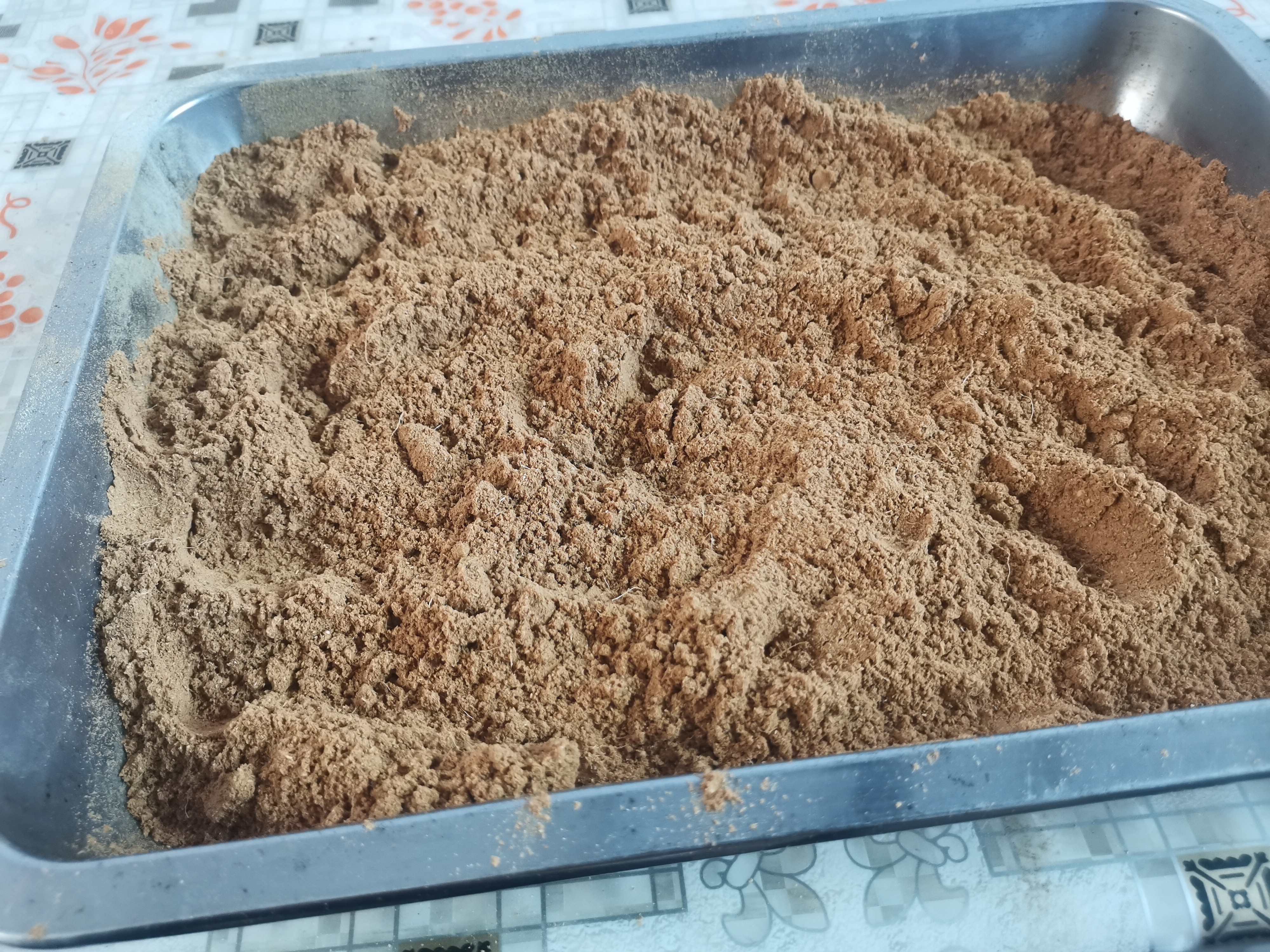 优质作者榜#和面比例:高筋面粉:500 克凉水水:250 毫升盐:3克1,将高