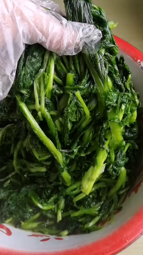 芥菜缨这样腌又脆又绿又好吃,吃一年也不坏-度小视
